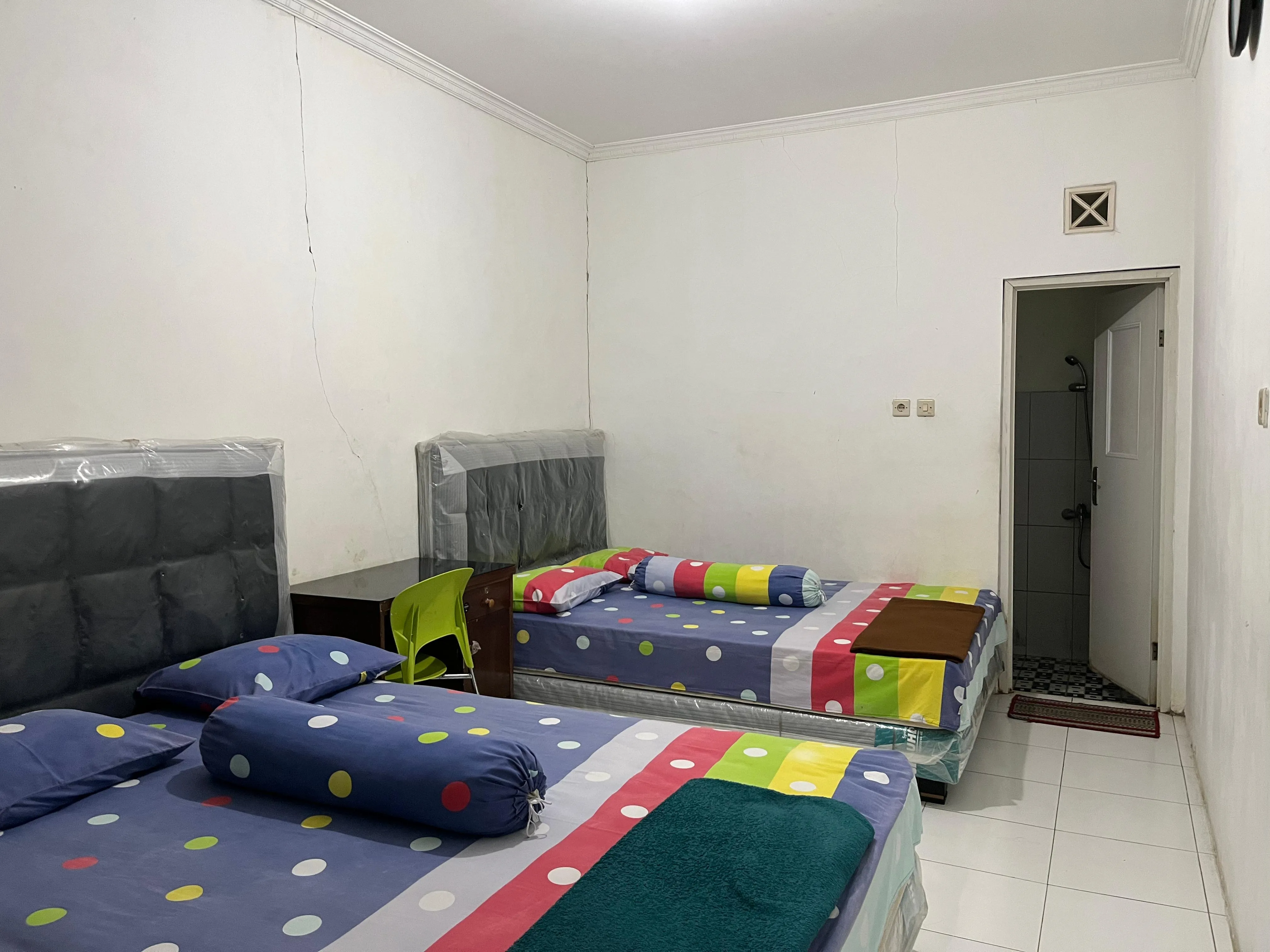 Pondok Garuda - Bedroom 1